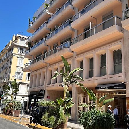 Spacious 3 Bedroom Flat Nice Center - Magnificent View-Parking Luaran gambar