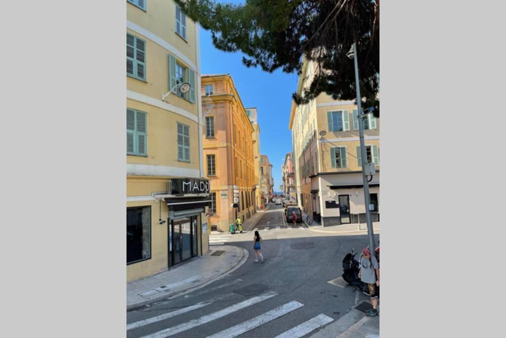 Spacious 3 Bedroom Flat Nice Center - Magnificent View-Parking Luaran gambar