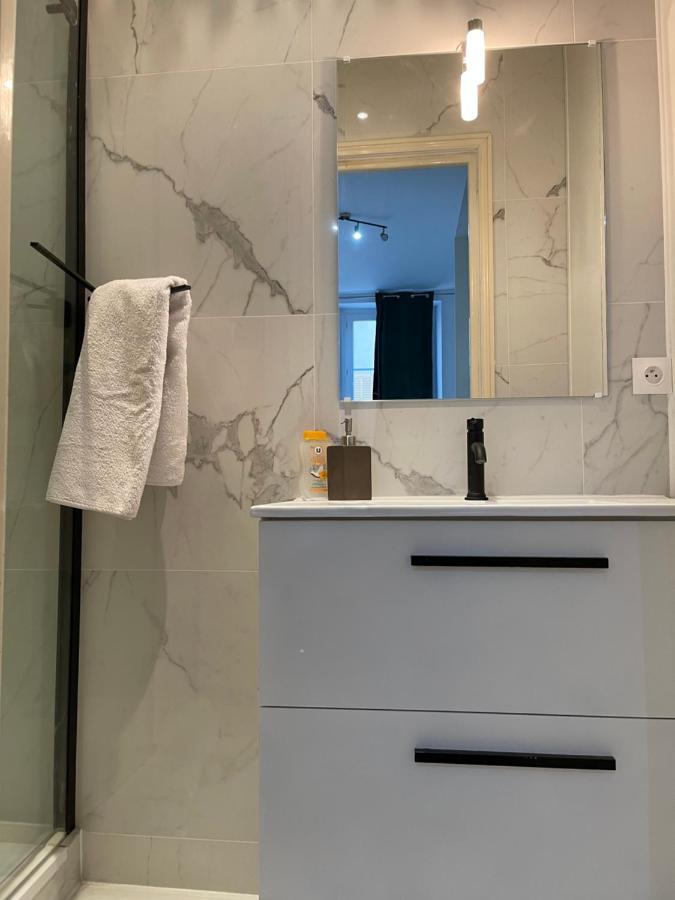 Spacious 3 Bedroom Flat Nice Center - Magnificent View-Parking Luaran gambar