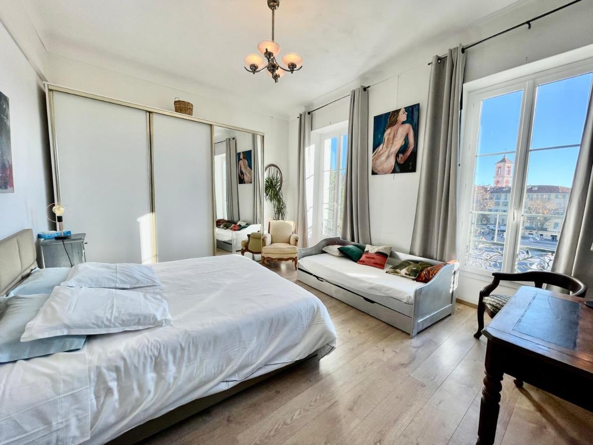 Spacious 3 Bedroom Flat Nice Center - Magnificent View-Parking Luaran gambar