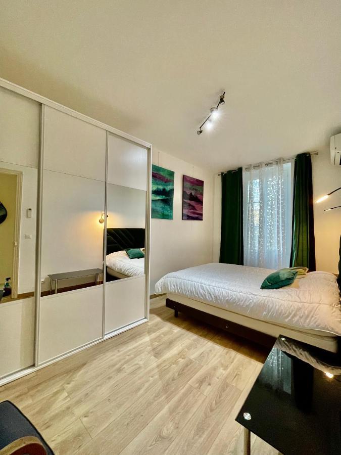 Spacious 3 Bedroom Flat Nice Center - Magnificent View-Parking Luaran gambar