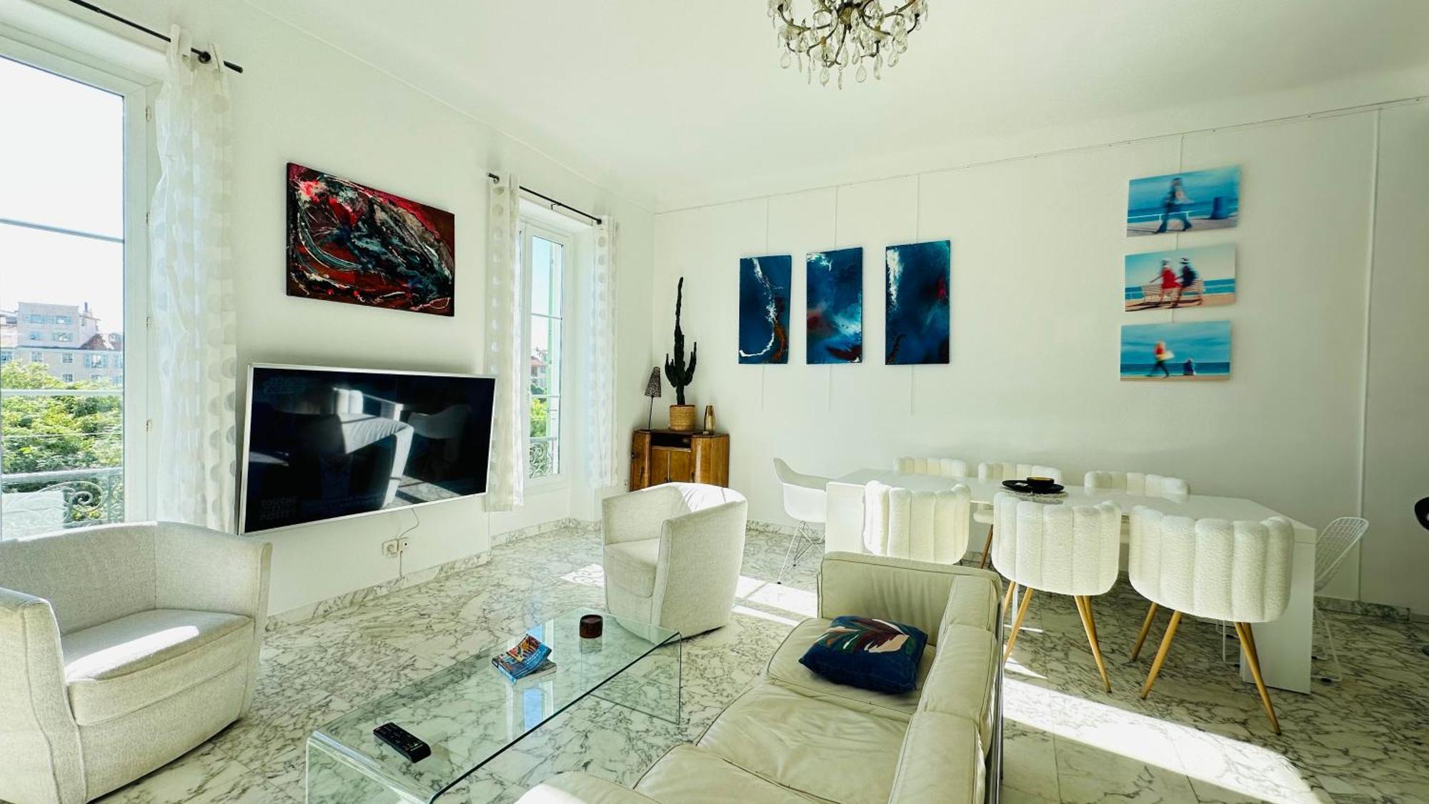 Spacious 3 Bedroom Flat Nice Center - Magnificent View-Parking Luaran gambar