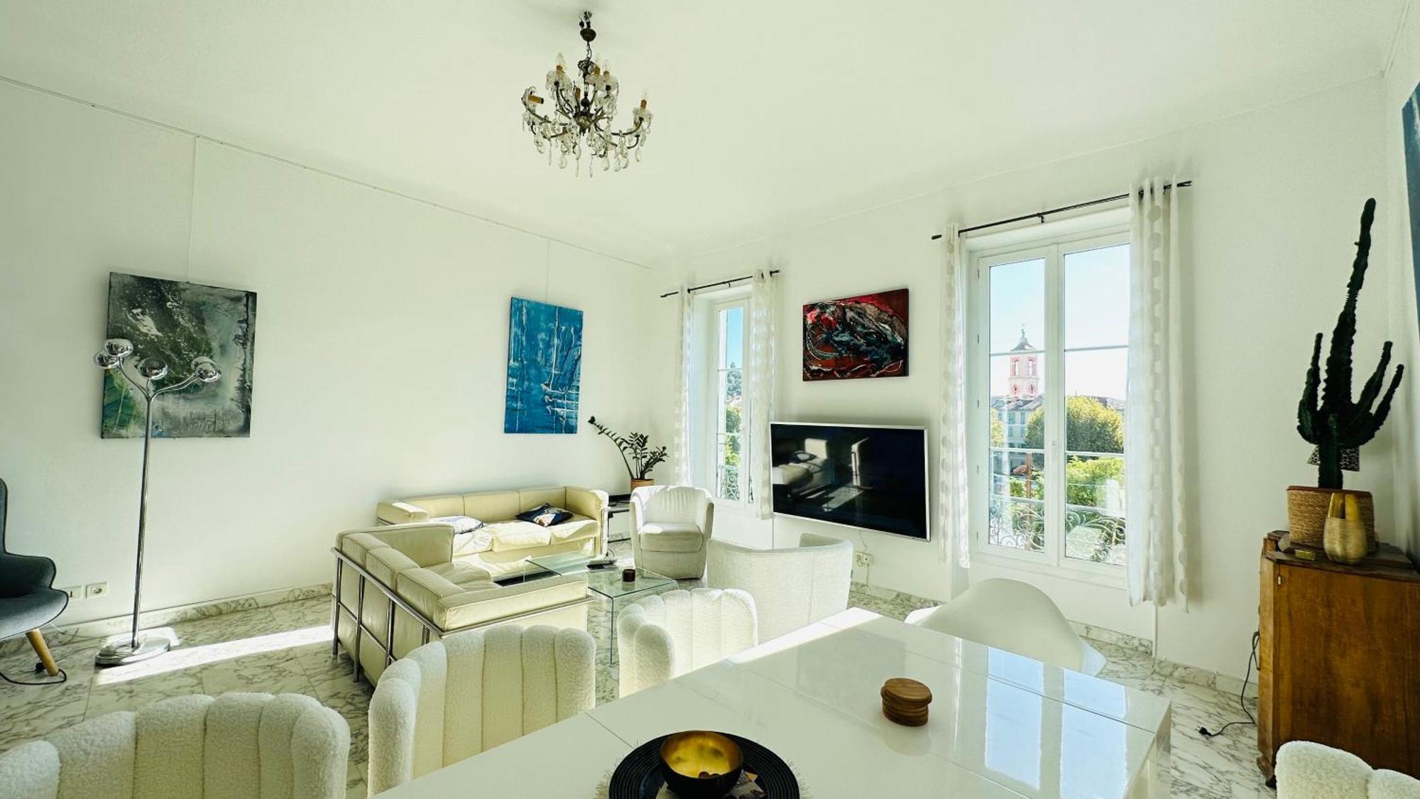 Spacious 3 Bedroom Flat Nice Center - Magnificent View-Parking Luaran gambar